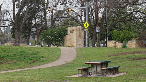 Main gate to Zilker Park